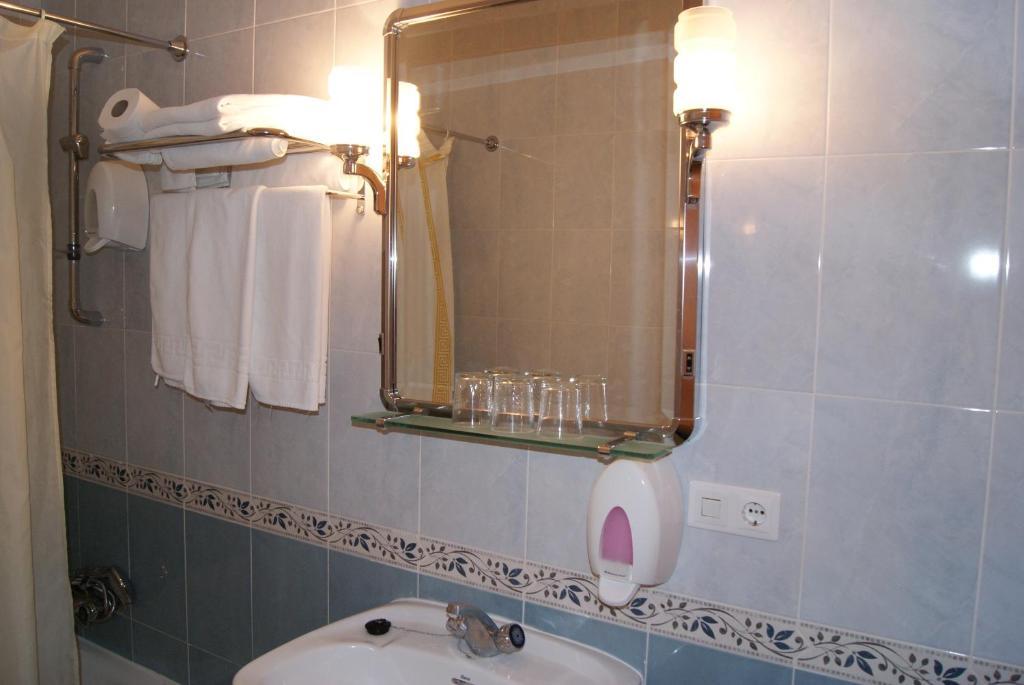 Hotel Alameda Альба-де-Тормес Номер фото