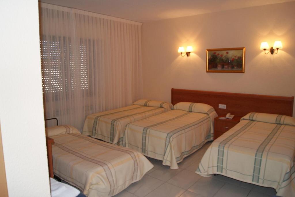 Hotel Alameda Альба-де-Тормес Номер фото